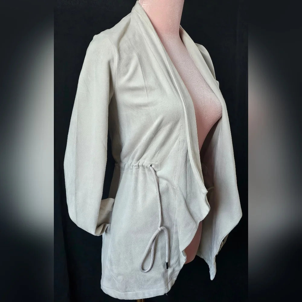 Jacket - Picture 5 of 5